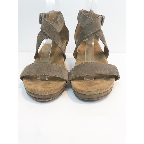 Lucky Brand “Kenadee” Wedge Sandal - Picture 7 of 8